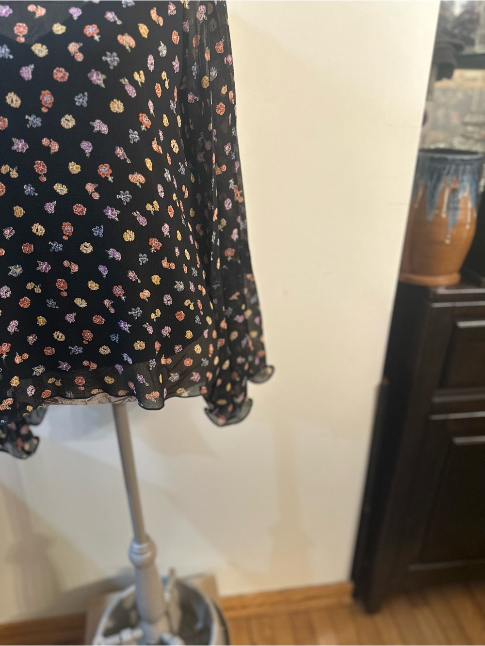 See By Chloe Black Floral High-Neck Sheer Blouse - Picture 6 of 16